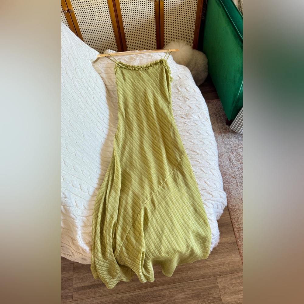 Reformation Imara Dress In Green Check, brand new without tags, never worn. - Picture 10 of 13